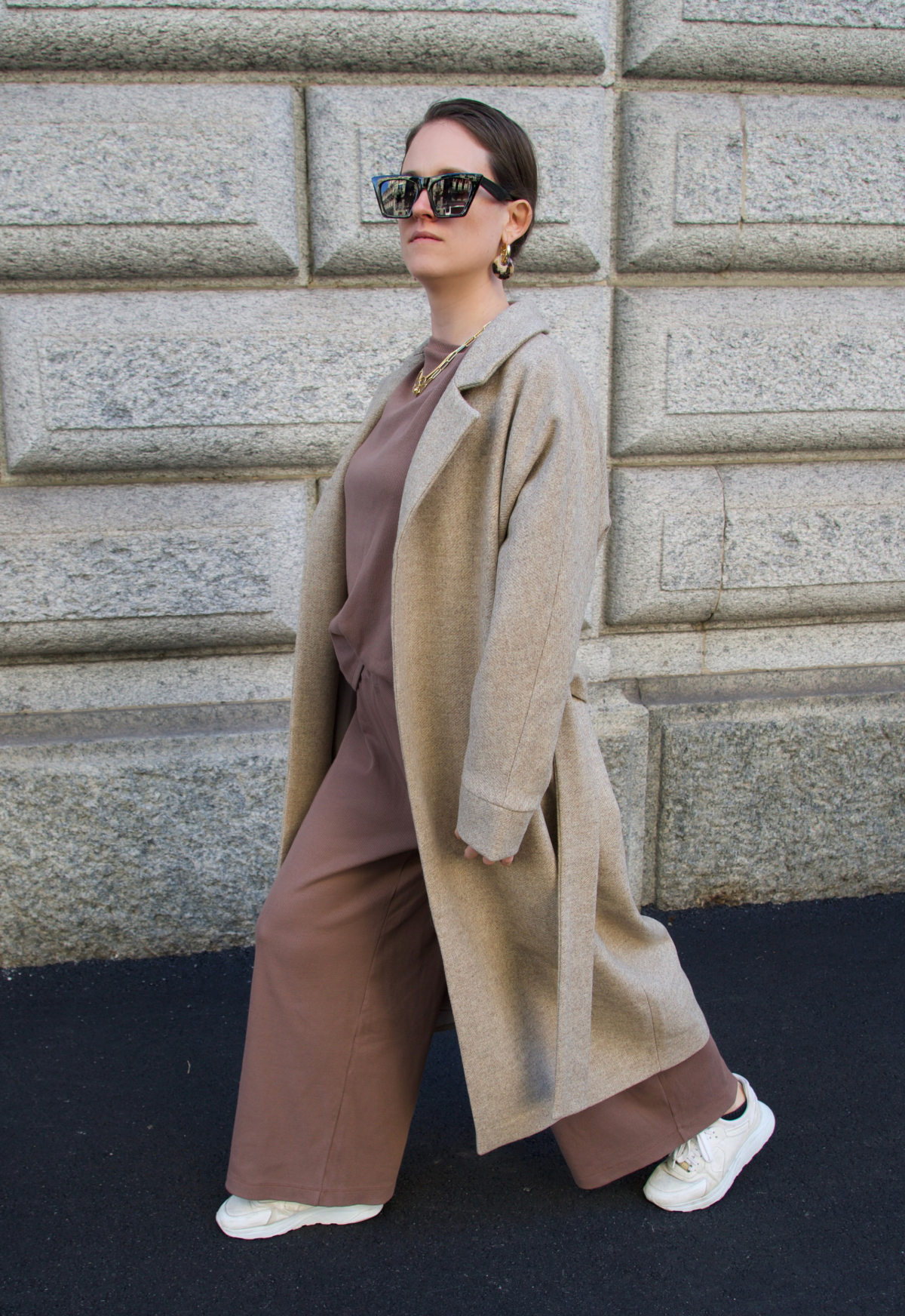 Andrea Steiner from sustainable fashion blog based in Switzerland is wearing an outfit by the Stories.