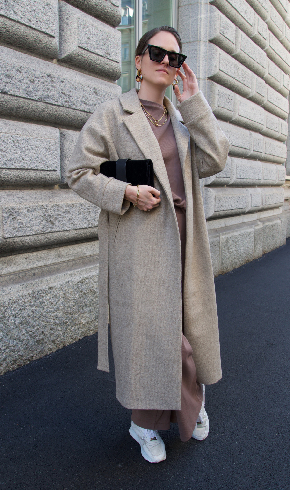 Andrea Steiner from sustainable fashion blog based in Switzerland is wearing an outfit by the Stories.